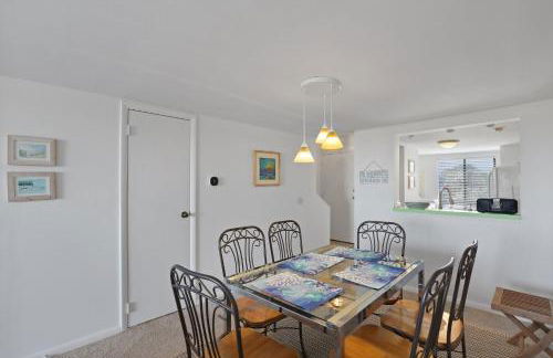 Beach Paradise & Pools - Oceanfront on Harbor Island - Foto 11