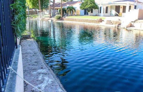 Lakefront Hacienda with Pool, Hot-tub, Tennis - Foto 22