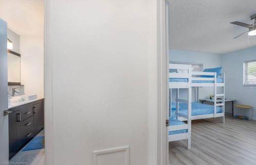 Gorgeous Grove Contemporary Family Home - Foto 64