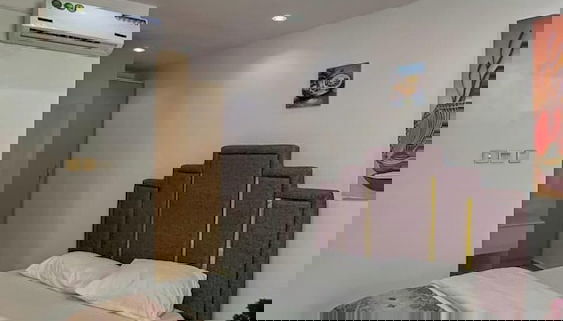 1 Bedroom Ensuite in a Shared House - Photo 4, Room