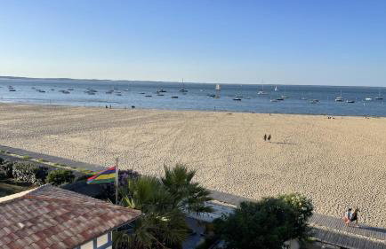 Première ligne - Vue mer exceptionnelle - Accès direct plage - Grand balcon - Parking privatif clos - Tout à pieds - Foto 26