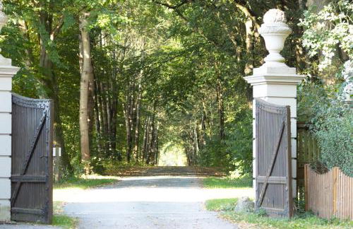 Heidegut Eschede Reitsportanlage und Feriendorf - Foto 2