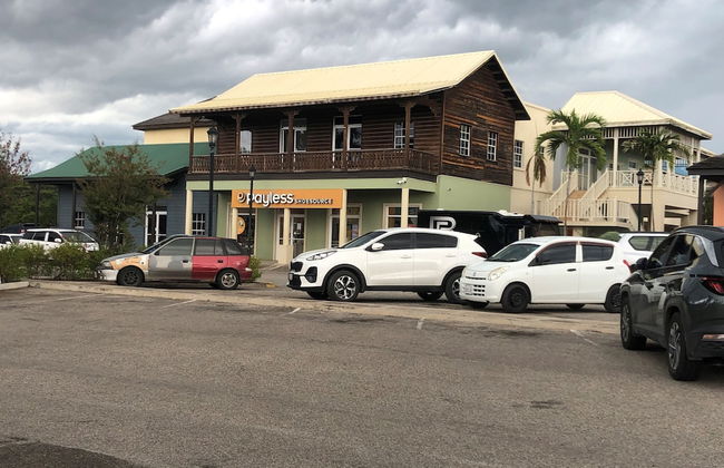 Holiday House at Villa Montego - Photo 42