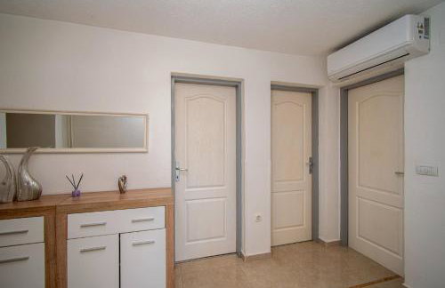 Holiday Home Enard with Jacuzzi by Istrabook - Foto 29