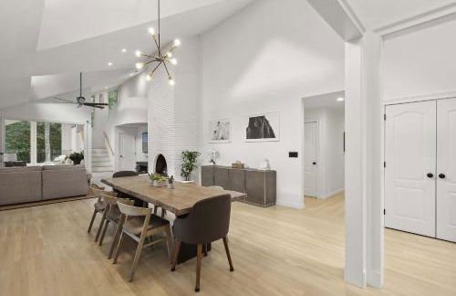 Wainscott Woods by Rove Travel - Luxe Estate with Pool - Foto 8