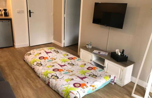 Appartement F2 calme et élégant - Photo 13