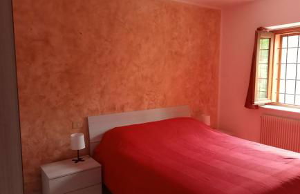 La casa nel bosco, ma a 2 passi dal centro - Foto 10