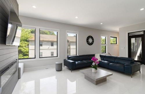 Brand-New 3Story Home with Rooftop in Midtown - Foto 3