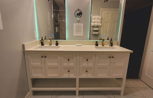 Kernersville Hot Tub Pool Arcade Gym Wifi Coffee - Foto 59