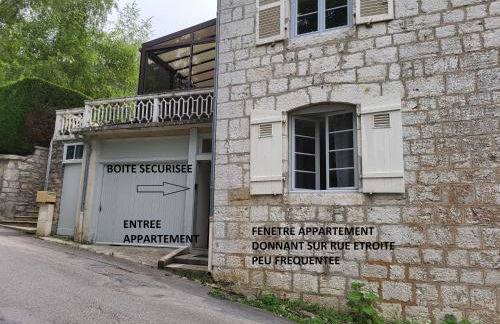 Salins-les Bains : A l'ombre de La Tour Carrée - Foto 10