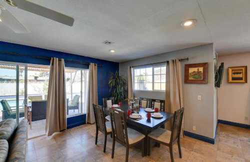 Elegant Home with Pool Table 3 Mi to Vegas Strip! - Foto 9