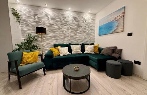 Holiday Apartment Lira jacuzzi - sea view- terrace - Foto 10