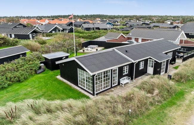 "Wiebke" - 200m from the sea - Photo 1