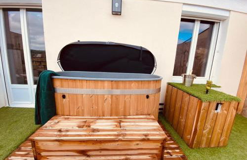 Cocon Romantique & Bain Nordique sur Vue Panoramique à Vichy - Foto 5