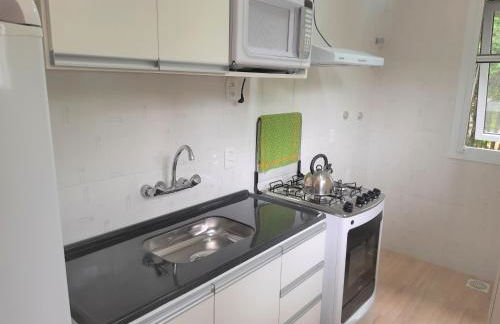 Apartamento Refúgio do Ipê em Gramado - Próximo ao Lago Negro - Photo 10