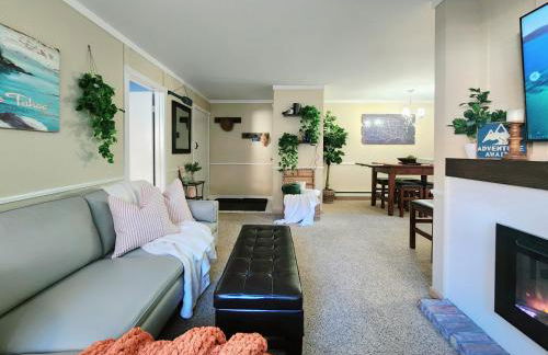 Tahoe Shoreline Retreat - Close to Ski Resorts & HOA Amenities - Foto 9