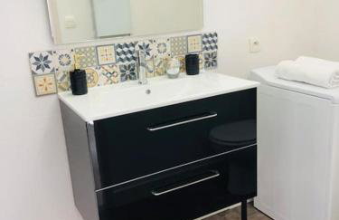 LE BILBAO, T2, centre-parking gratuit-terrasse - Photo 7