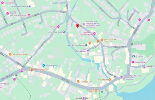 Coastal Retreat in the Heart of Lyme Regis - Foto 12