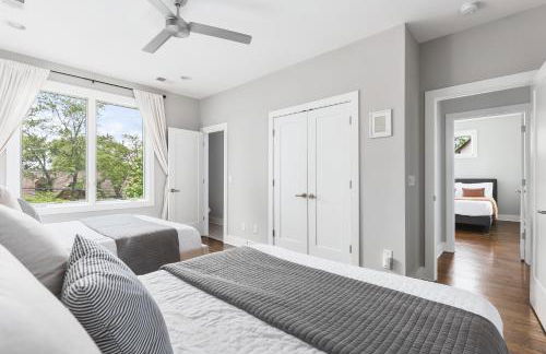 Modern Luxury with Rooftop Deck, 3 mi to Downtown - Foto 33