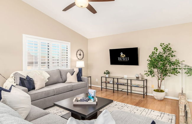 Princess Retreat Private Pool Firepit Sleeps 12 - Photo 7