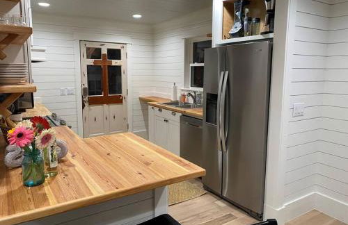 Walk to Bay Street and Historic Downtown Beaufort! Close to Parris Island MCRD!! - Photo 3