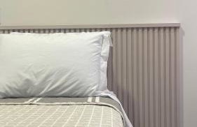 Novíssimo! Charmoso e a 3 minutos a pé da praia - Foto 17