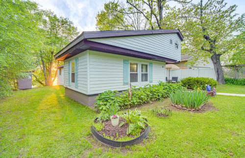 Lakefront Family Retreat with Private Dock! - Foto 39