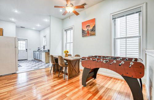 Prime Location - Stylish 2BR Minutes to Downtown - Foto 9