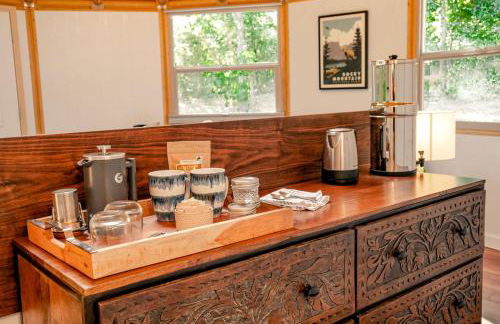 Stunning Yurt Rental in Texas Ideal for a Romantic Getaway near Austin - Foto 7