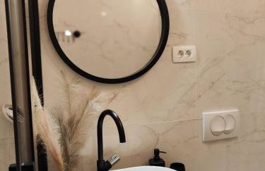 King's Apartment - Photo 15