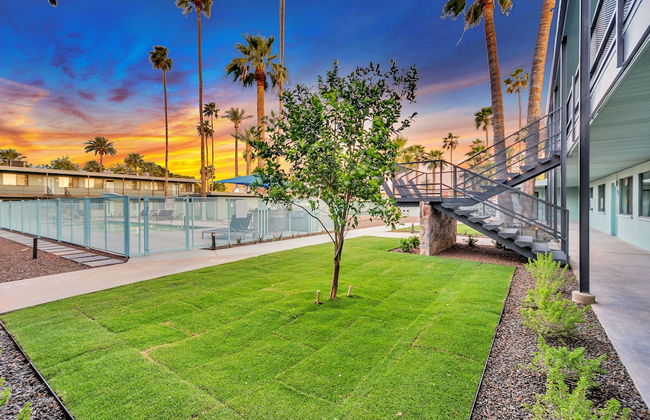 Primo Old Town Location with Heated Pool - Foto 79