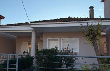 Between Meteora Trikala BMT House - Photo 2