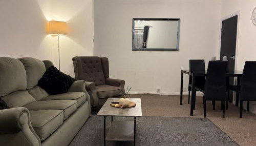 Ty Cwmbwrla - Foto 3