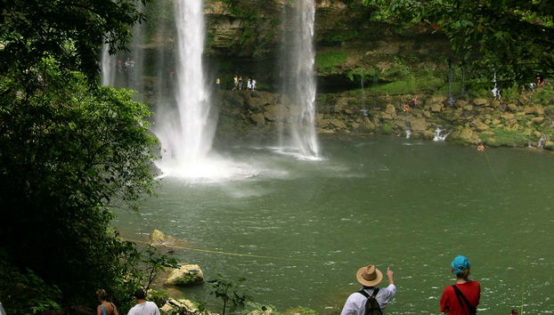Arrivée à Misol-Ha