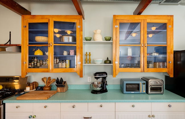 Wyatt's Saloon Guest House 2 - Photo 9