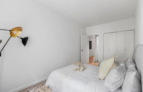 Chelsea Canvas III by Rove Travel Charming 2BR Gem - Foto 22