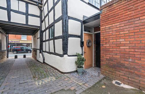 #54 The Balti Cottage Apartment - Sleeps 5 - Close to Kingsbury Water Park - " Perfect for Contractors and Families - Free parking" - Foto 53