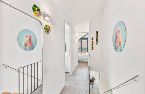 Tropic Love - Seezugang - Seesicht I BeachParadise I Massage - Trampolin - Light Show - Parken - Cinema Feeling - BBQ - Foto 26