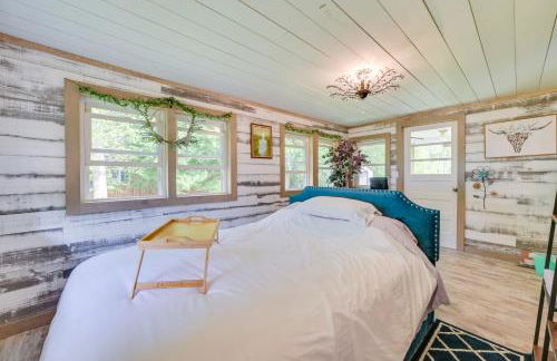 Lakefront Michigan Abode with Deck and Fire Pit! - Foto 19