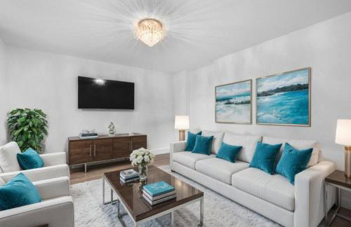 Luxurious Relaxing 6 Bed House for great comfort - Photo 18