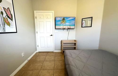 Very Near Disney 3 Bd Condo Walmart 1 min away townhouse - Foto 25