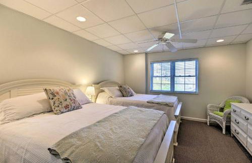 Luxe Lake House with Pool and Dock on Deep Water Cove! - Foto 25