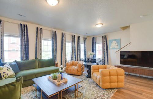 Near TBK Bank Sports Complex Quad Cities Townhome - Foto 1