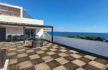 Ático con gran terraza y vistas al mar - Photo 18