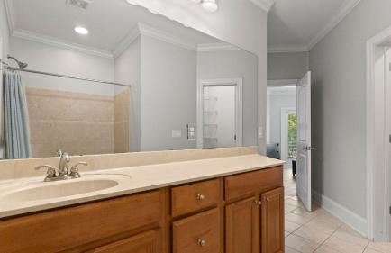 Lakefront 6bdr, Priv Dock, Game Room, Firepit Jake's Lake House by Avantstay - Foto 98