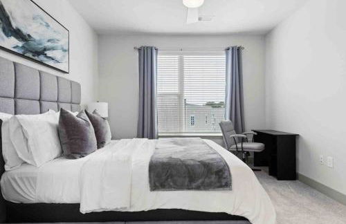 Stylish Living 5 Min From Downtown - Foto 7