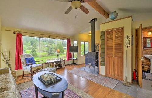 Peaceful Cabin on Horse Farm, 5 Mi to Town! - Foto 7