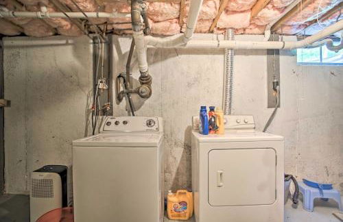 Near Beaches and Dtwn Falmouth Family Home with Deck - Foto 23