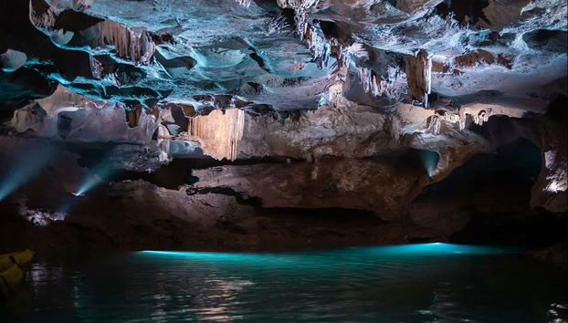 Navegaremos no maior rio subterrâneo navegável da Europa