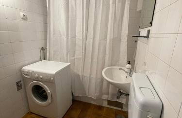 Mandic Apartment - Self check-in - Free Parking - Free WiFi - Fully Air-Conditioned - Foto 11